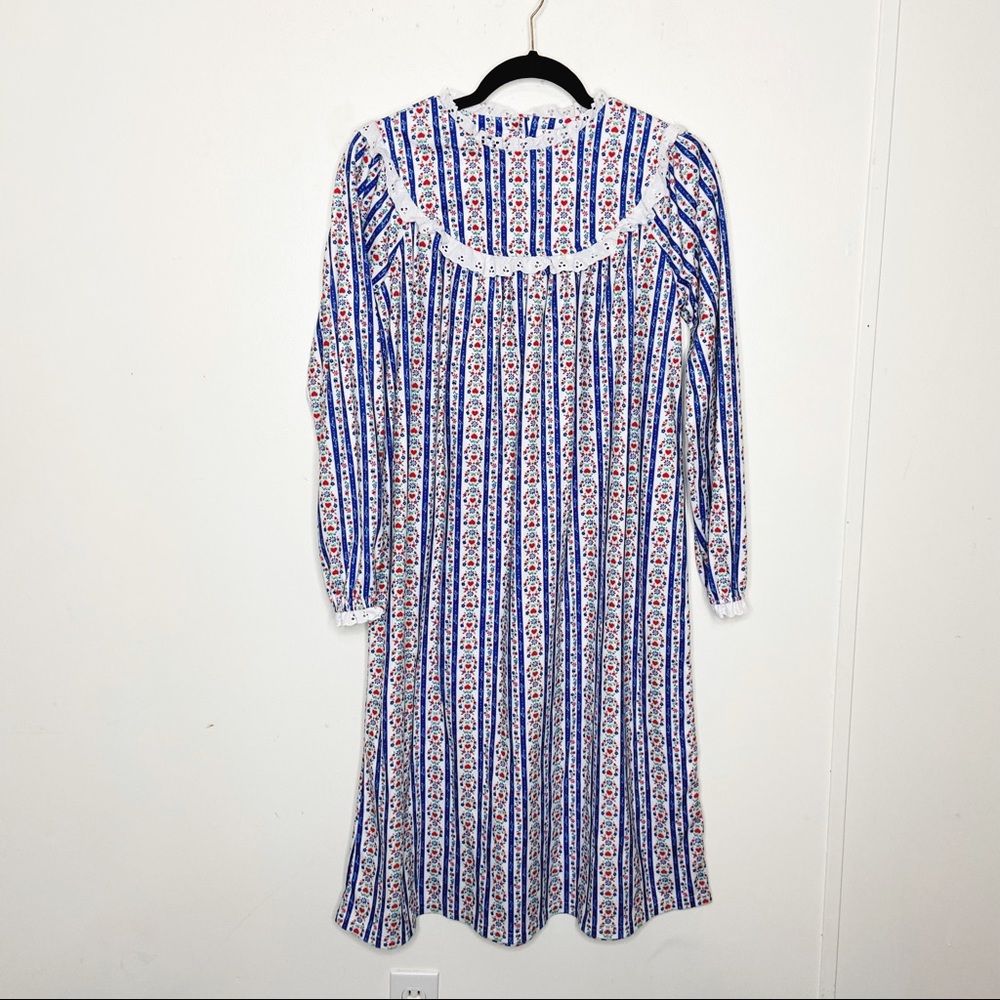 Lanz Of Salzburg Girls 14/16 Blue Tyrolean Nightgown